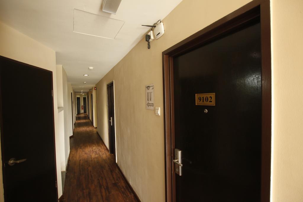 Hotel 99 Bandar Klang Szoba fotó
